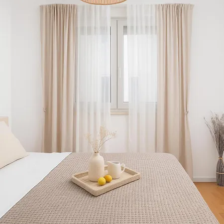 Sunny Garden The Modern