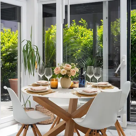 Sunny Garden The Modern