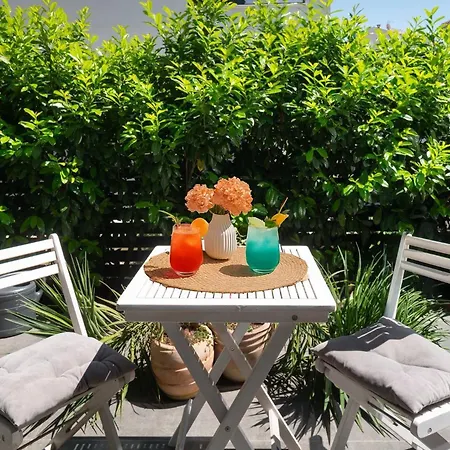 Sunny Garden The Modern Apartman *